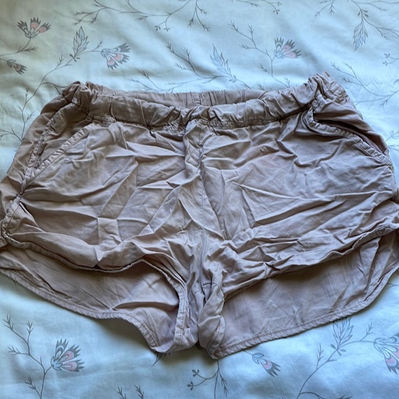 Shorts - Picture 1 of 3